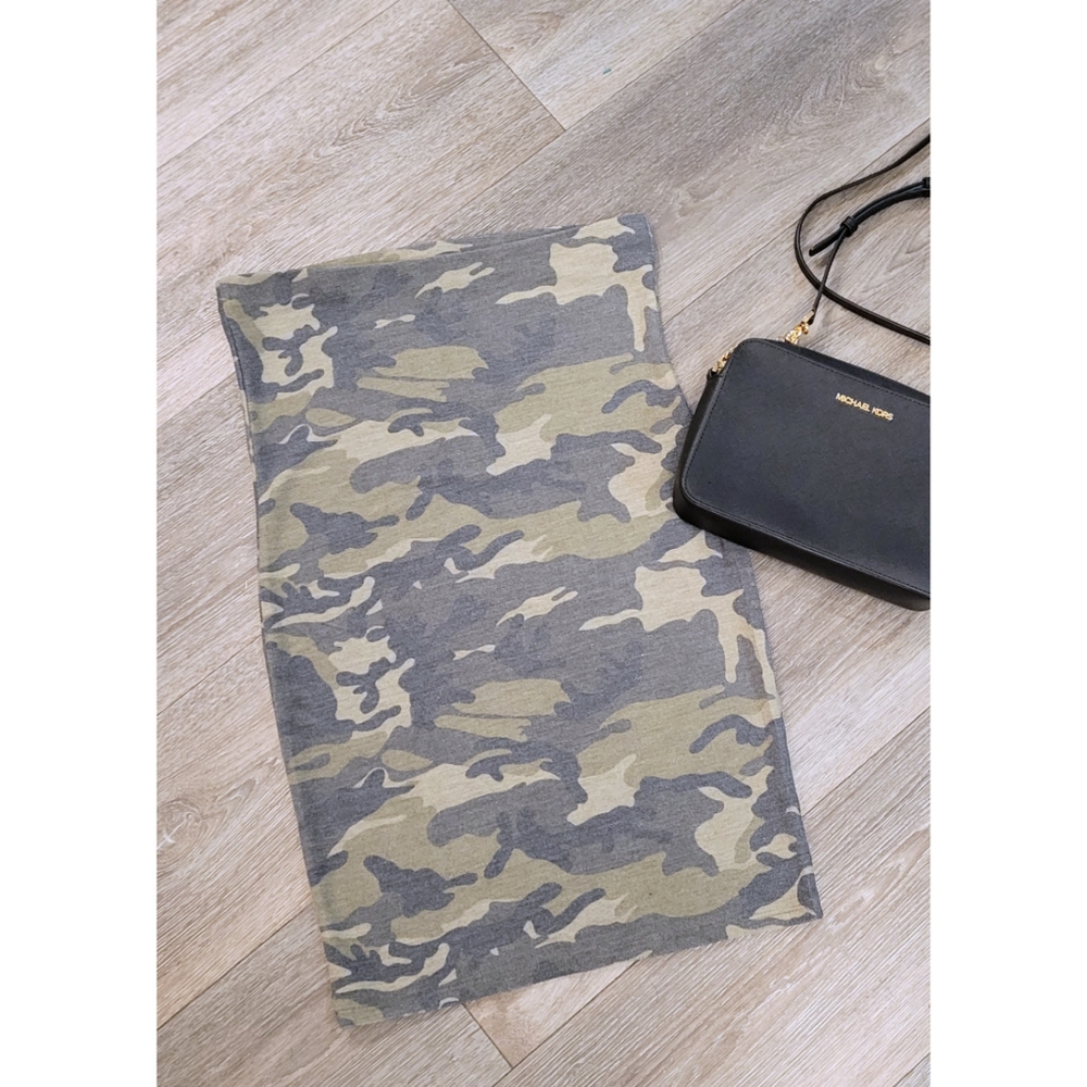 Forever 21 Camo Bodycon Knit Tube Dress